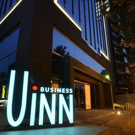 Uinn Business Hotel-Shihlin Taipé Exterior foto